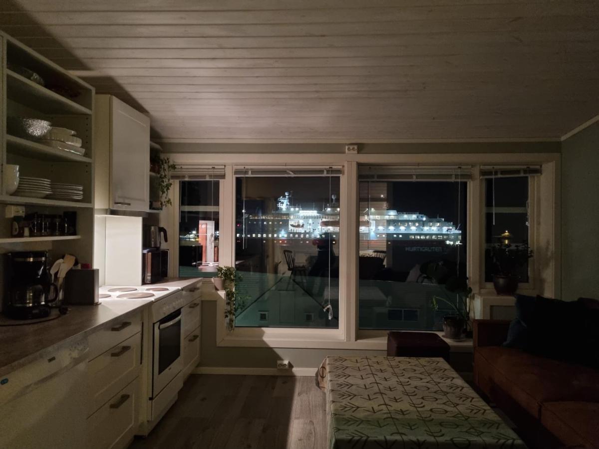 Loftsleilighet Midt I Sentrum Skjervoy Exterior photo
