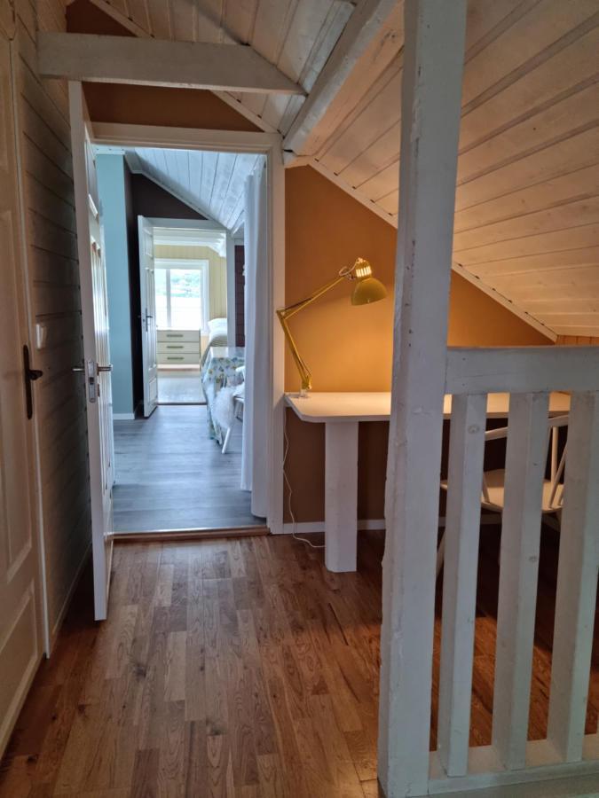 Loftsleilighet Midt I Sentrum Skjervoy Exterior photo